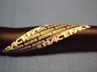 NUEVO Manillar RaceFace Evolve Negro 750mm 31.8mm