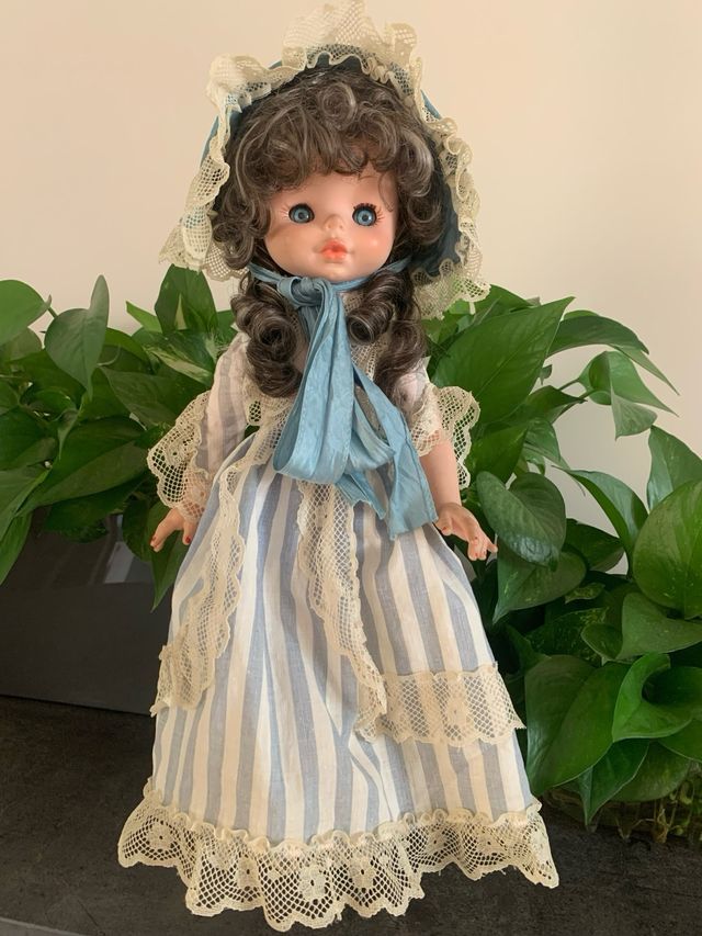 Bambola vintage FIBA dama