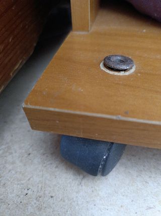 Scrivania in legno 