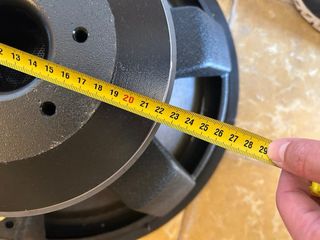 Subwoofer 18LB100 de 18 Pulgadas