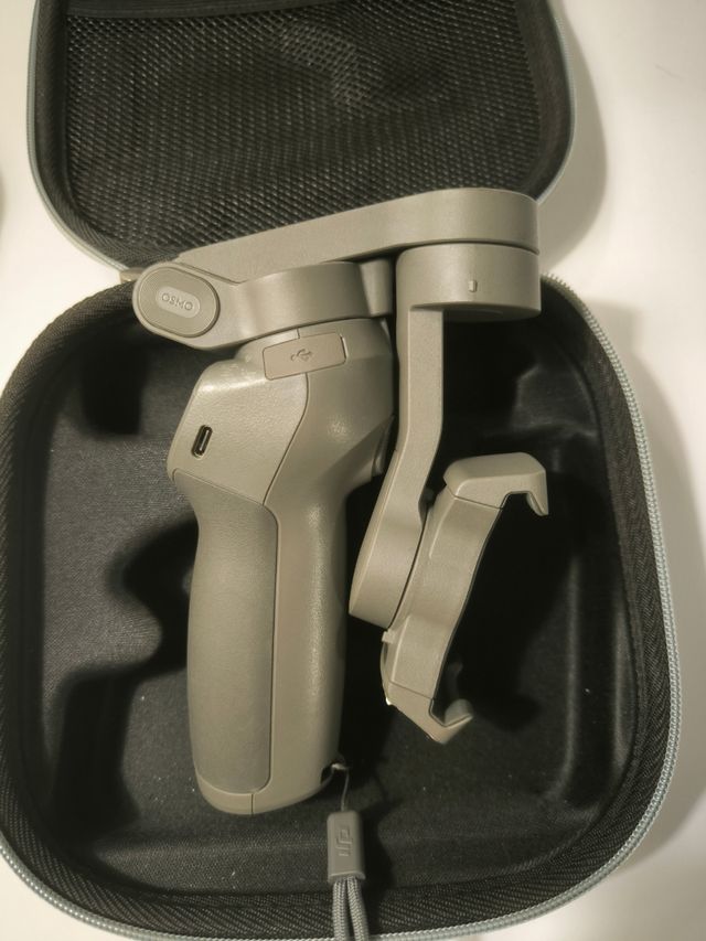 Estabilizador teléfono DJI Osmo 3