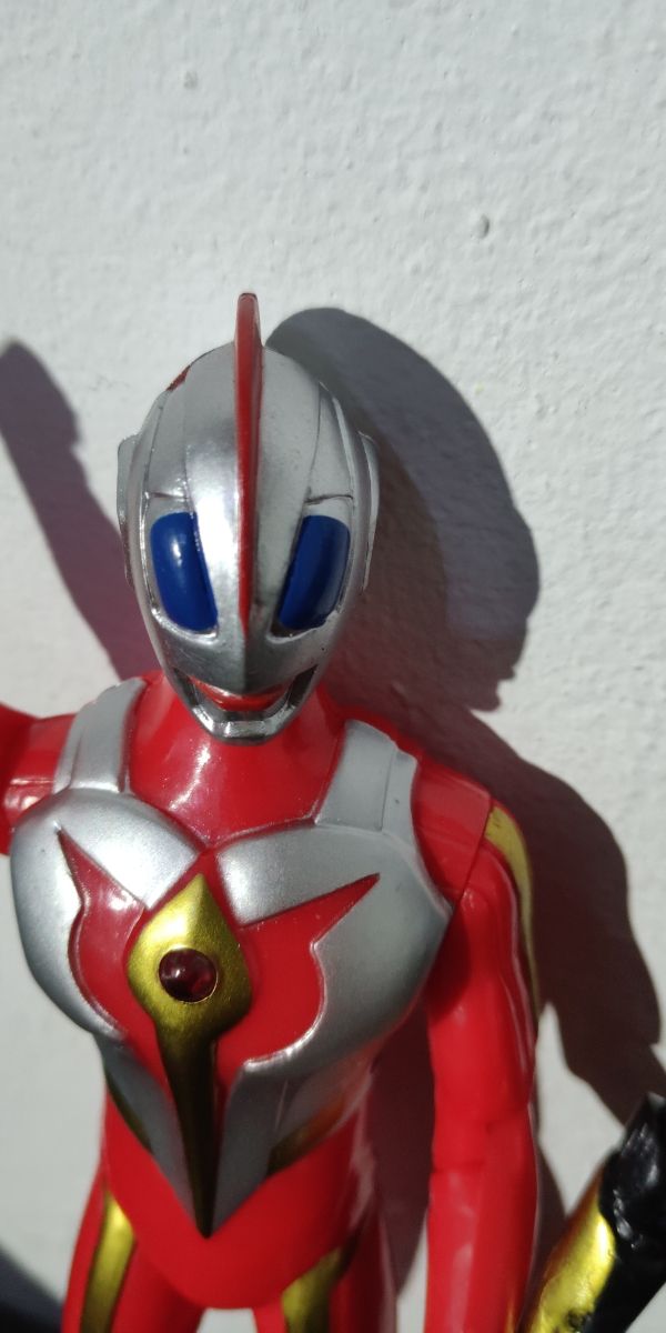 FIGURAS DE ULTRA MAN