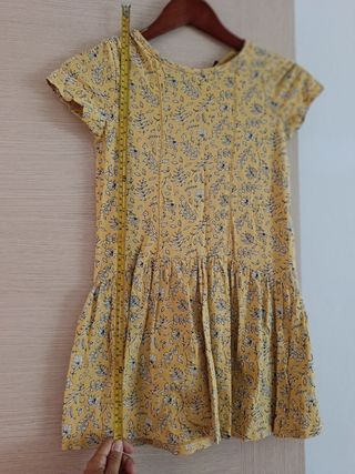 3 vestiti 1 gonna bambina 8 anni