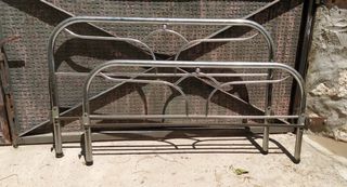 Cabecero y piecero Años 70 (30€ cada pieza)