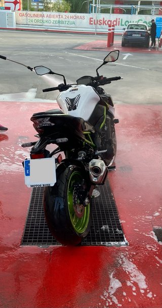 Kawasaki Z900