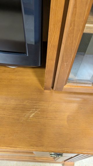 Mueble de salón de pino