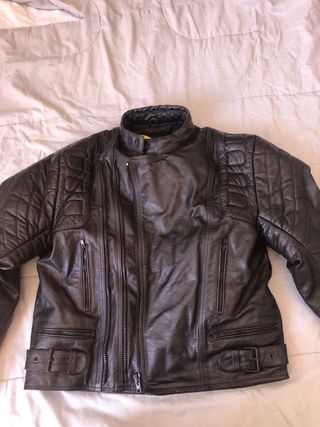 Chaqueta y Pantalon de cuero para Motero