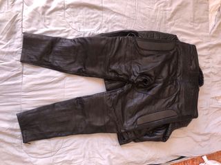 Chaqueta y Pantalon de cuero para Motero