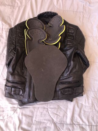 Chaqueta y Pantalon de cuero para Motero