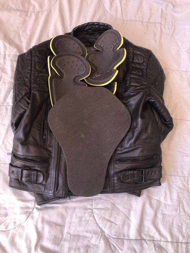 Chaqueta y Pantalon de cuero para Motero