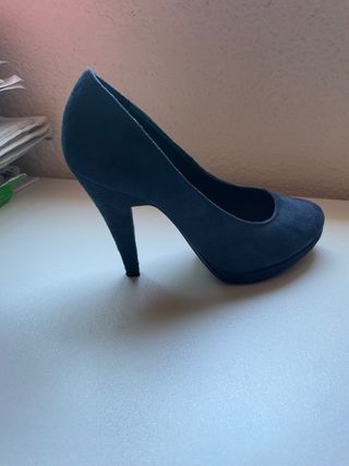 Zapatos antelina azul pavo tacon