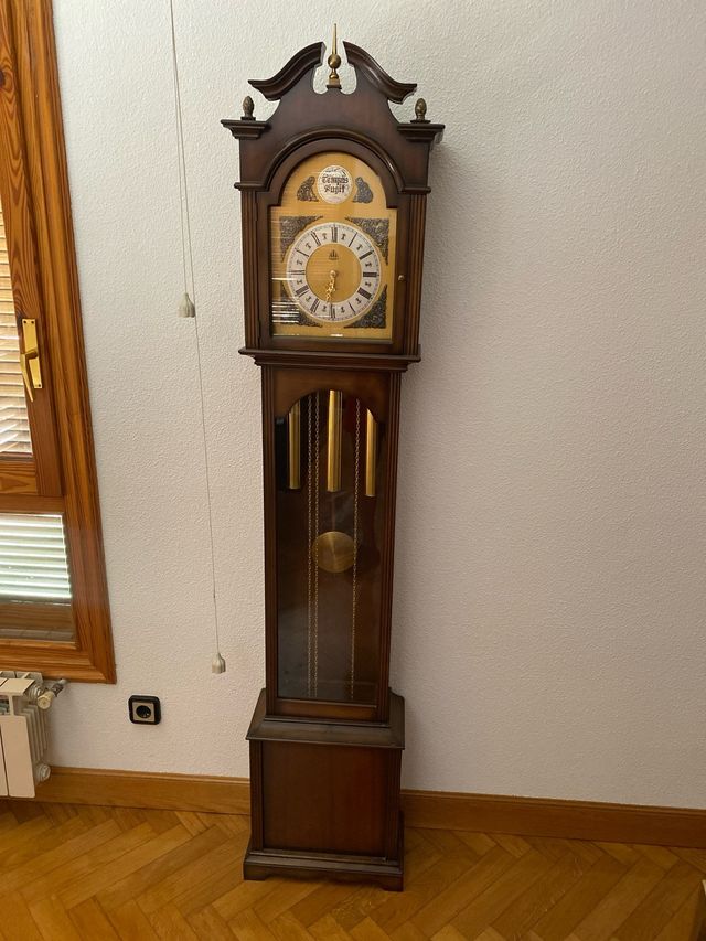 reloj carrillon Tempus Fugit