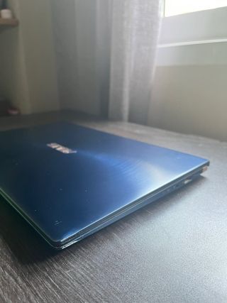 Portátil Asus Zenbook 14 UX433F