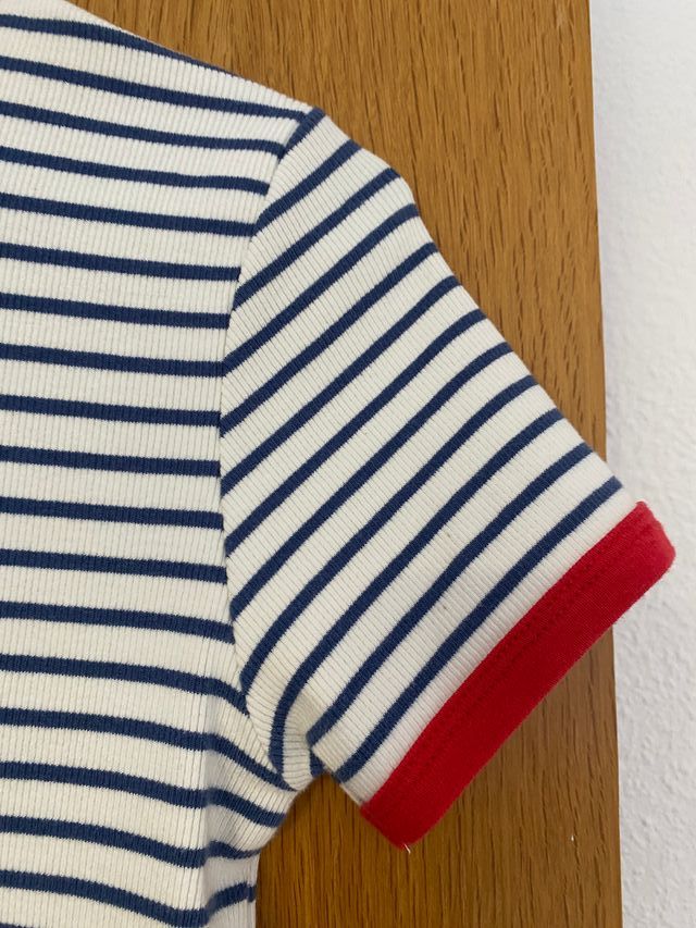 Camiseta Zara kids, altura 164 cm