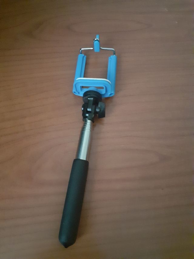 Extensión para selfies en perfecto estado