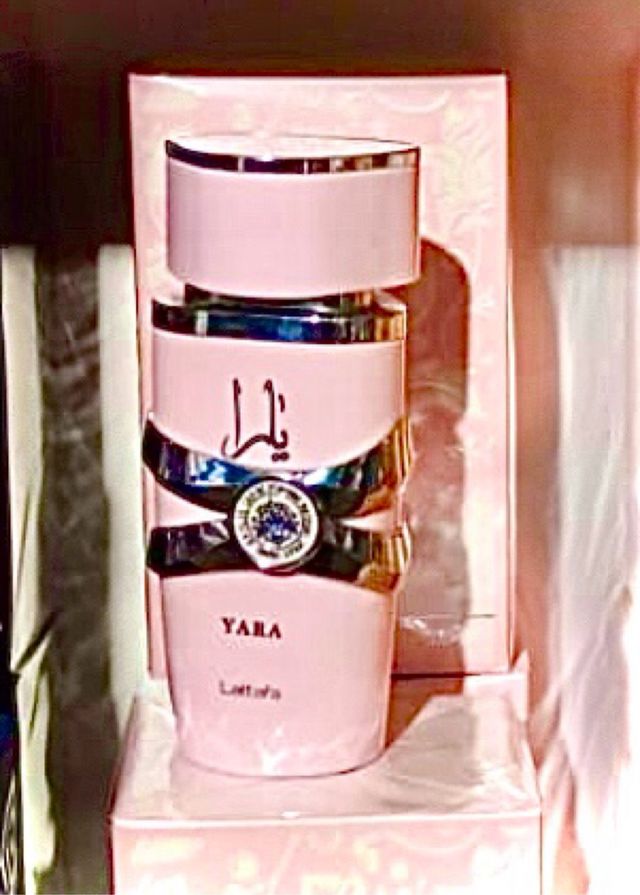 Perfume Lataffa Yara Rosa origi..