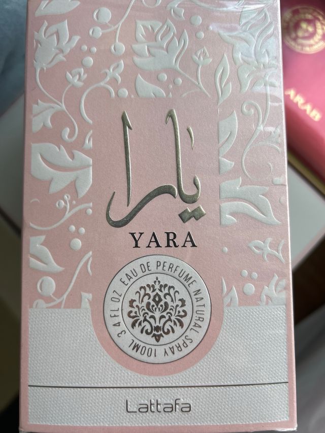 Perfume Lataffa Yara Rosa origi..
