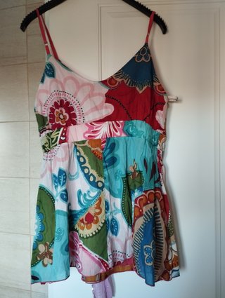 Blusa tirantes.