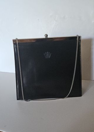 Bolso negro de piel