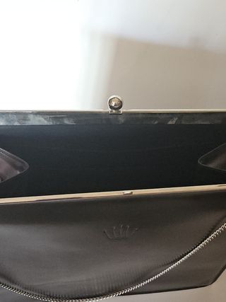 Bolso negro de piel