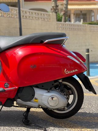VESPA PRIMAVERA 125