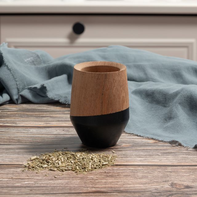 Mate de algarrobo “V” pintado