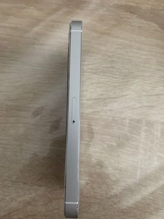 Iphone 5s. Pantalla rota.