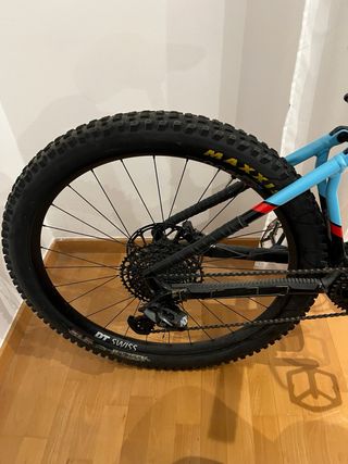 eBike Level RR 2022 - 2250km Talla M + Caballete 