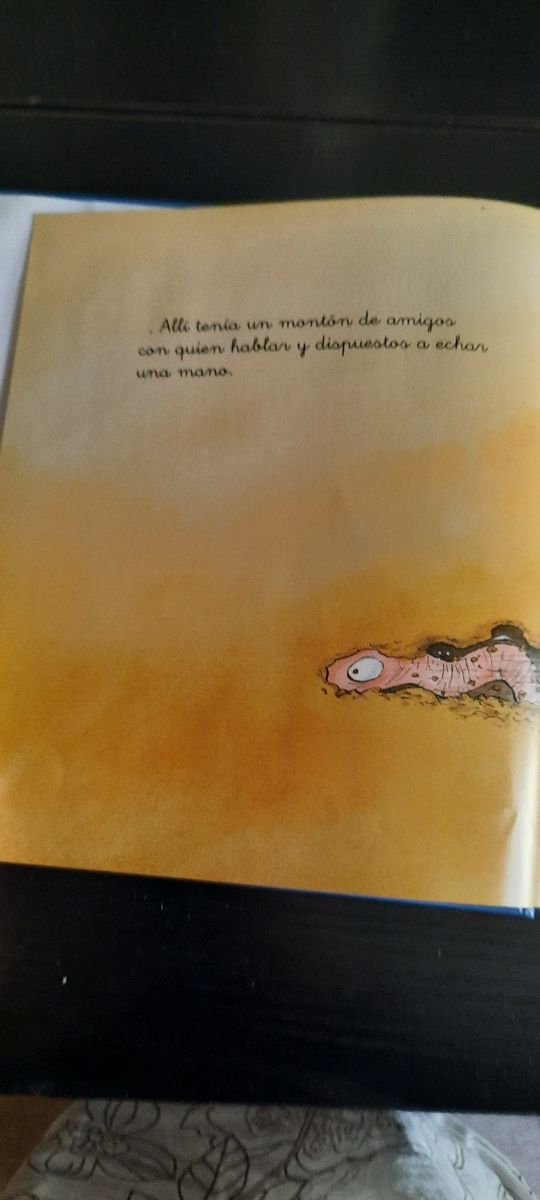 La Lombriz que nunca había visto el Sol.