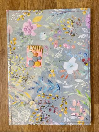 Panel magnetico flores fondo azul grisaceo