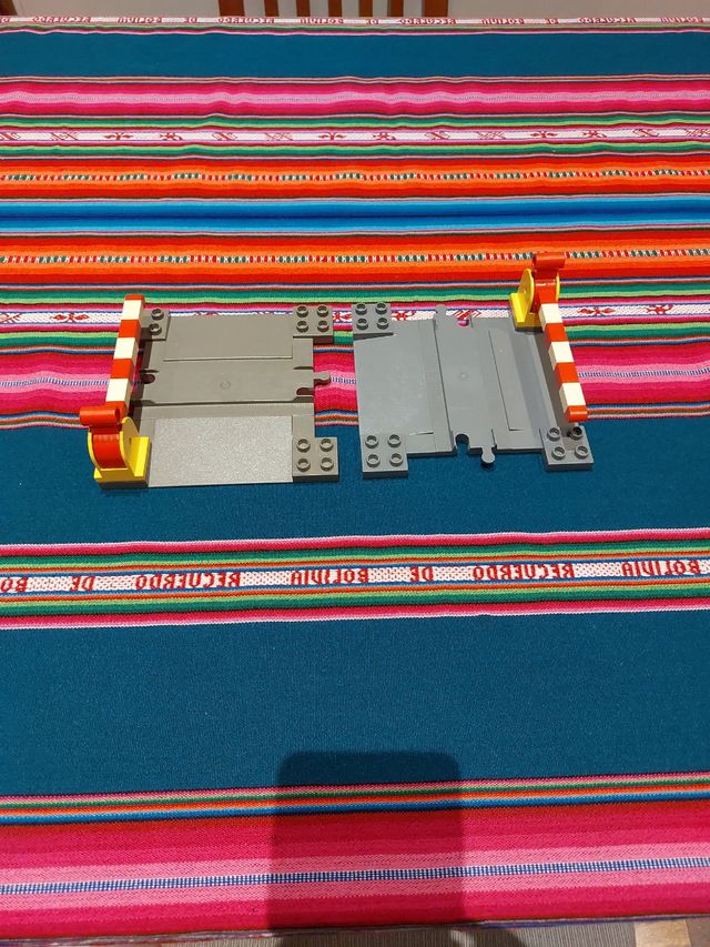 N.2 passaggi livello Lego Duplo