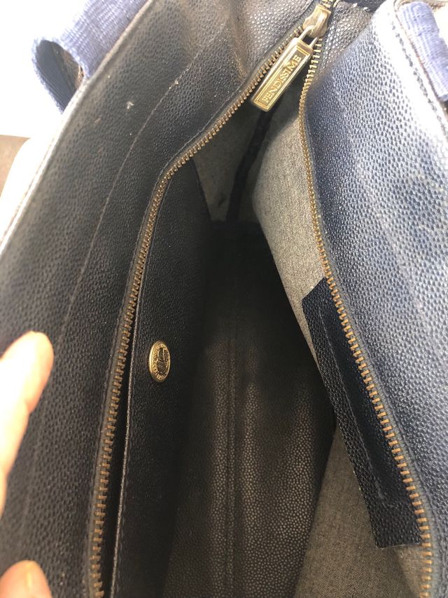 Borsa blu con manici Fendissime