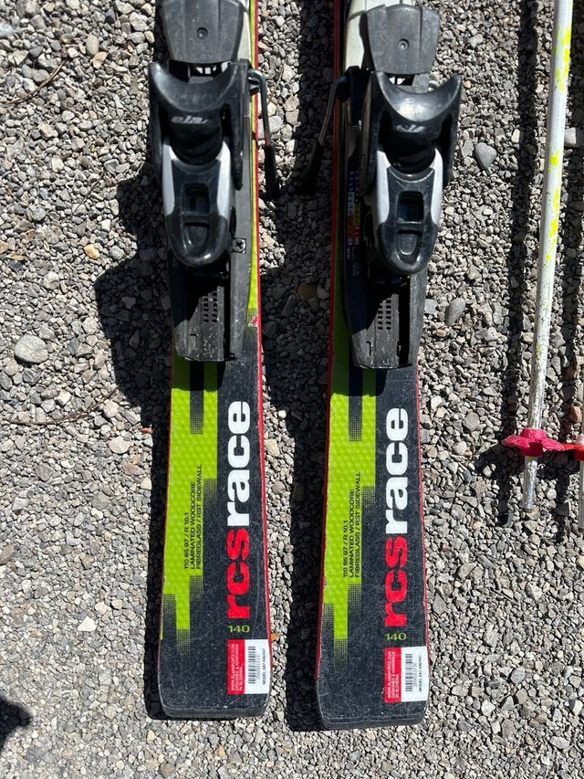 Esquís Elan RCS Race y bastones