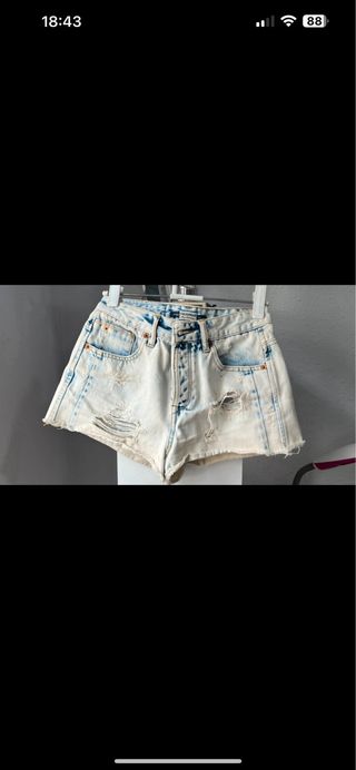 Vaqueros cortos