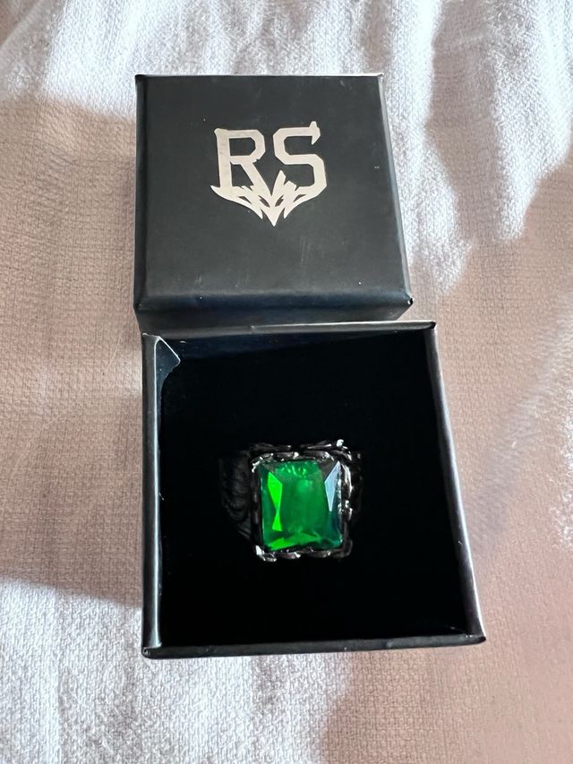 Anello acciaio inox e pietra sintetica marca R&S