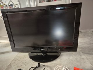 TV LG 32 pulgadas con adaptador Amazon Fire TV