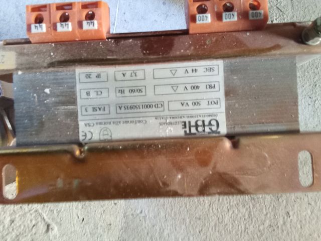 Vendo estabilizador electrónico y transf