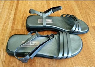 SANDALIAS PLATA TIRAS NÚM 37