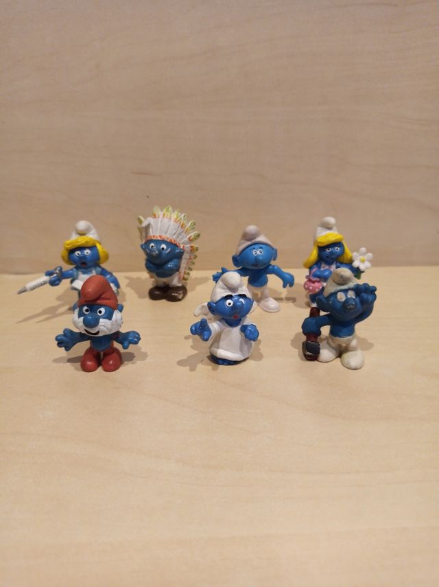 Lote antiguos pitufos.