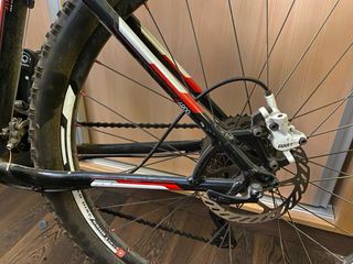 TREK 4900 DISC (2013)