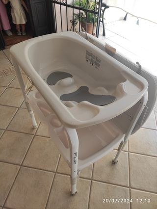 Bañera cambiador Flip marca Jané