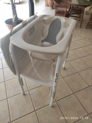 Bañera cambiador Flip marca Jané