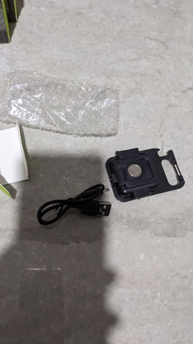  ✅Linternas con imán recargable 