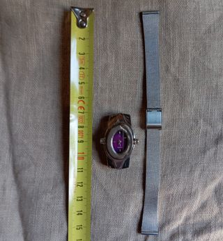 Reloj vintage Calvin Klein lila (funciona). 