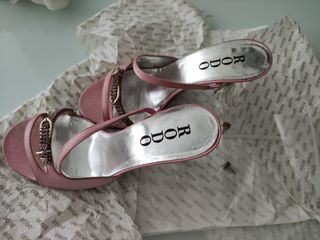 Zapatos mujer salón.