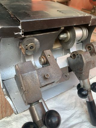 Macchina per duplicare chiavi