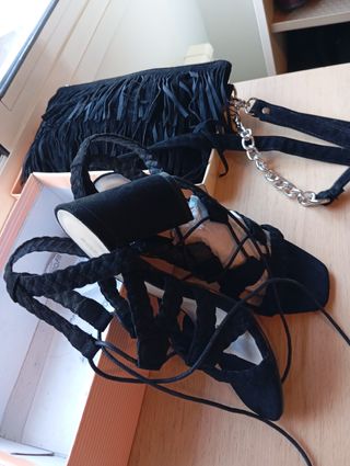 VESTIDO DE GASA ,PARA NOVIAS O PARA VESTIR CORTO.