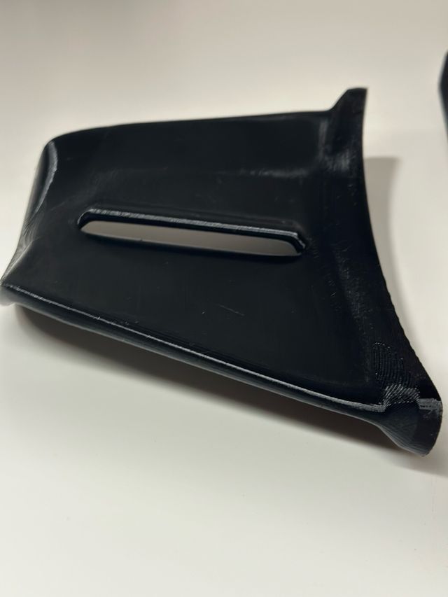 Ducati Panigale V2 alerones laterales