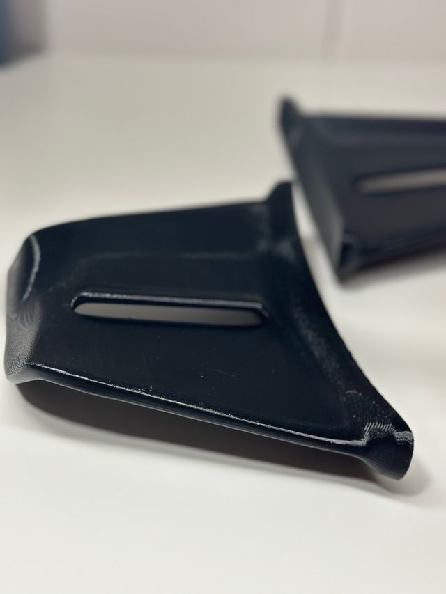 Ducati Panigale V2 alerones laterales