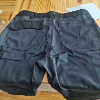 Pantalón de trabajo Marca DeltaPlus T.L